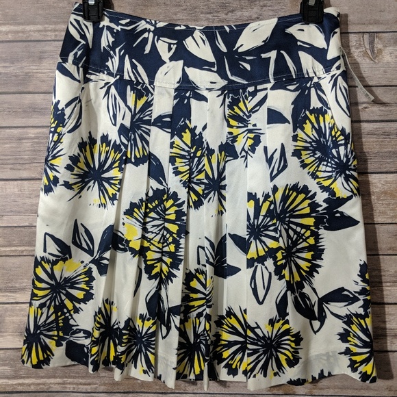 Etcetera Dresses & Skirts - ✨NEW ETCETERA STARBURST SKIRT
